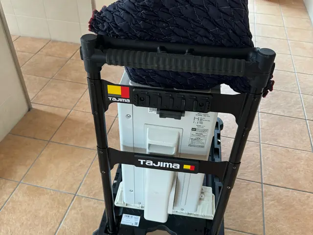 作業外注一切なし◎訪問時の駐車場代は当店が負担！安心の損害保険加入済み！サービスの画像