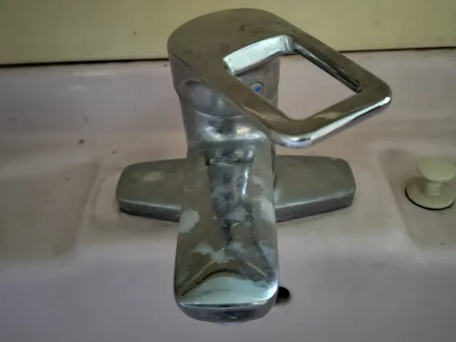 《年中無休》損害保険加入済み◎駐車場代は当店が負担！豊富な経験と知識で安心サービスの画像