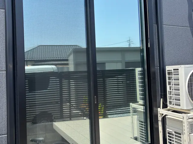 【私4児のパパが対応◎】国家資格取得！窓ガラスフィルム施工はお任せ下さい！サービスの画像