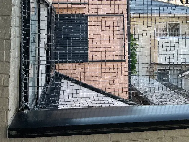 鳩対策のプロですが、転落防止ネット・剥落防止ネットも施工実績ありますサービスの画像