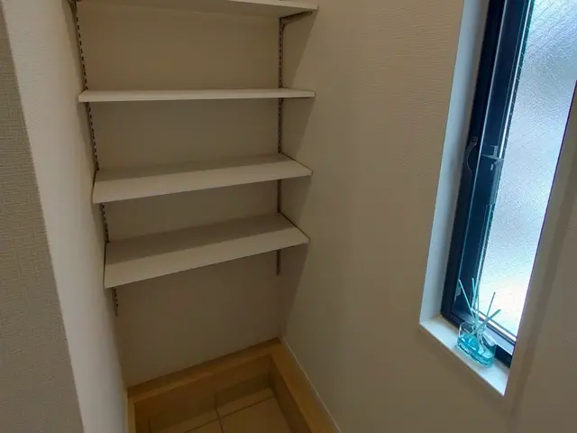 【大阪＠八尾市】可動棚の設置◎ラブリコ、ディアウォール等もご相談ください！サービスの画像