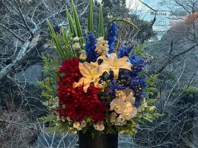 実店舗運営5年の実績！温かみと癒しをお届けします！（生花、造花、プリザ対応）