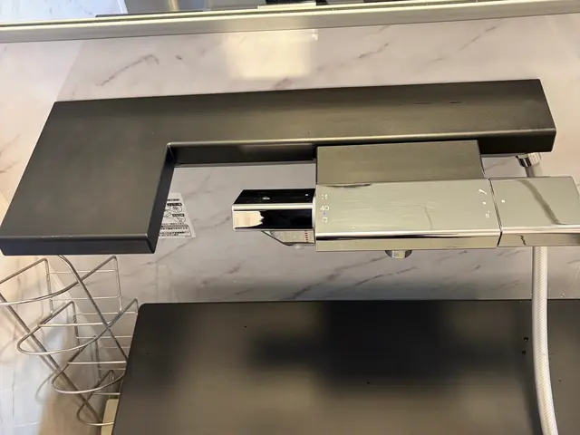 お客様に満足して頂けるように頑張ります！写真の私が伺います！宜しくお願いします。サービスの画像