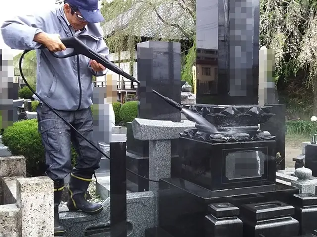 カレンダー確認！★法事・彼岸・お盆などの節目に綺麗にご先祖供養！サービスの画像