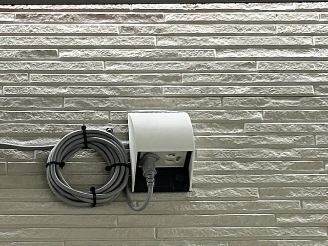 防水コンセント交換サービスの画像