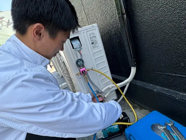 塗装　リフォーム　電気工事　補助金　お困り事のご相談はメッセージからご連絡下さいサービスの画像