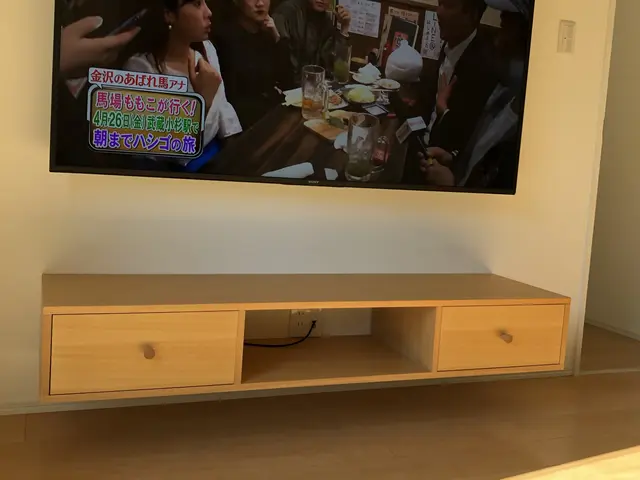 フロートテレビボード取り付けサービスの画像