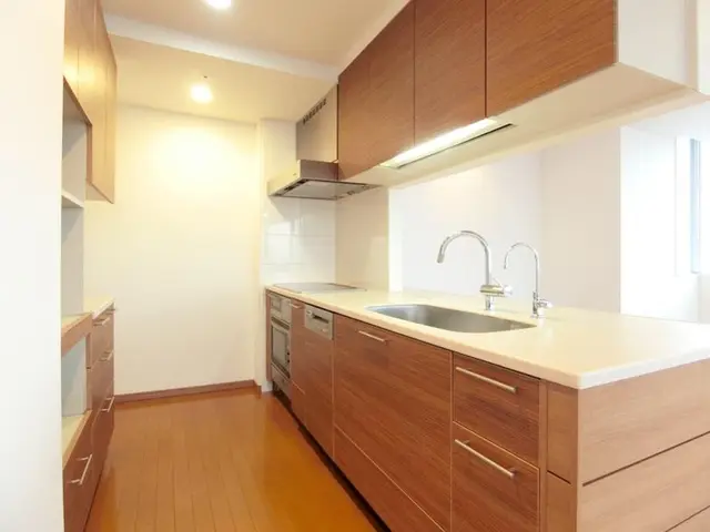 ◆専用オゾン発生器で除菌・消臭も!!◎エアコン取り外しもご相談下さい♪サービスの画像