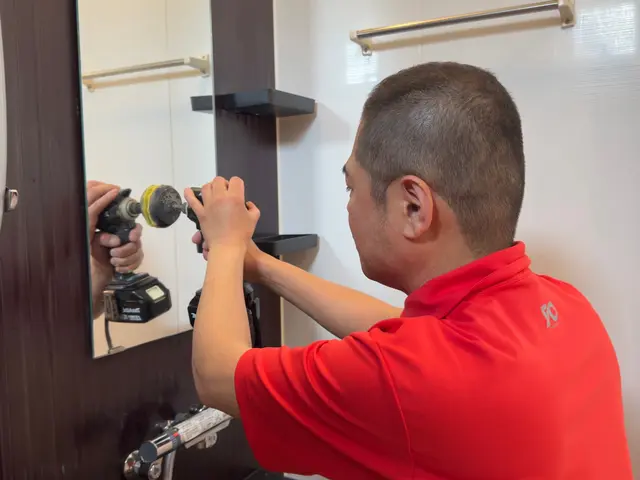 普段のお掃除では手に負えないところも、プロが汚れを一掃致します。サービスの画像