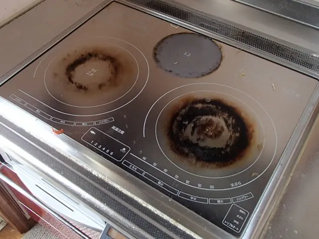 キッチン周りのクリーニングサービスの画像