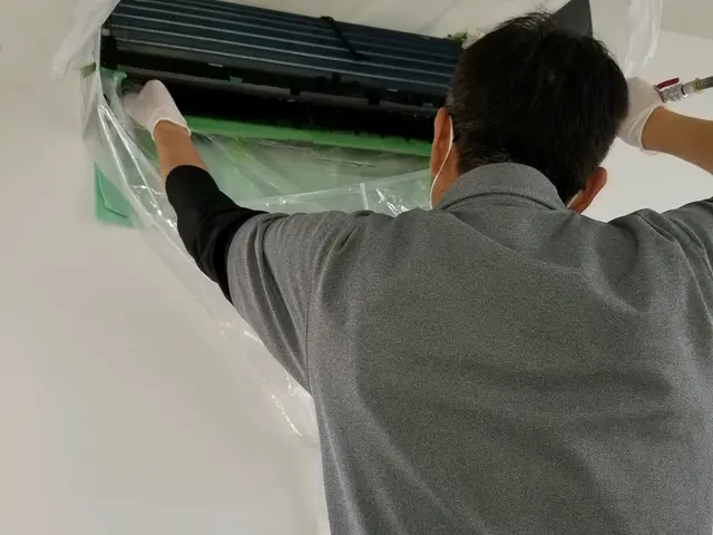 夫婦二人で丁寧に洗浄！カビ・ニオイを撃退し、電気代も節約。安心のサービス☆サービスの画像