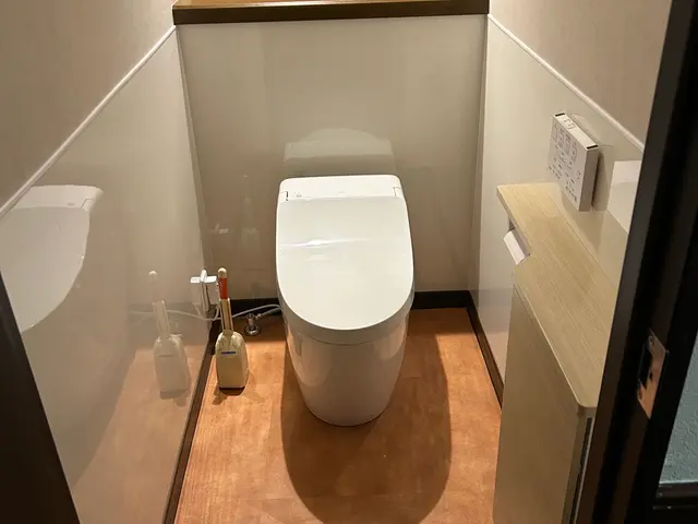 トイレリフォームお任せください。　　　　キッチンパネル施工可能！！サービスの画像