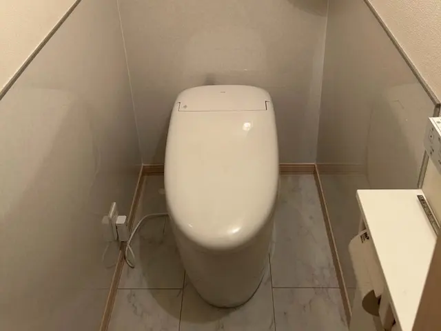 トイレリフォームお任せください。　　　　キッチンパネル施工可能！！サービスの画像