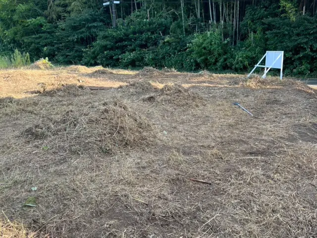 駐車場・空き地など草刈りお任せくださいサービスの画像