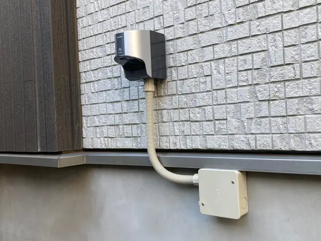 EVコンセント設置！第一種電気工事士が2名作業で手厚く対応致します！サービスの画像