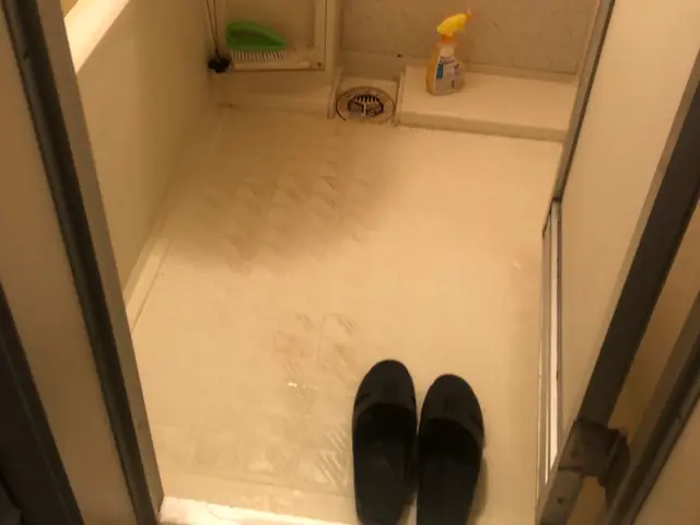 清掃歴8年。私がお伺いします。鏡のウロコ取りなしは割引◎洗濯機・エアコンも対応！サービスの画像