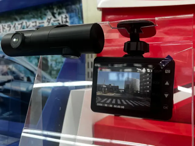 【ドライブレコーダー取付】富山県内どこへでも車の出張整備サービスいたします。サービスの画像