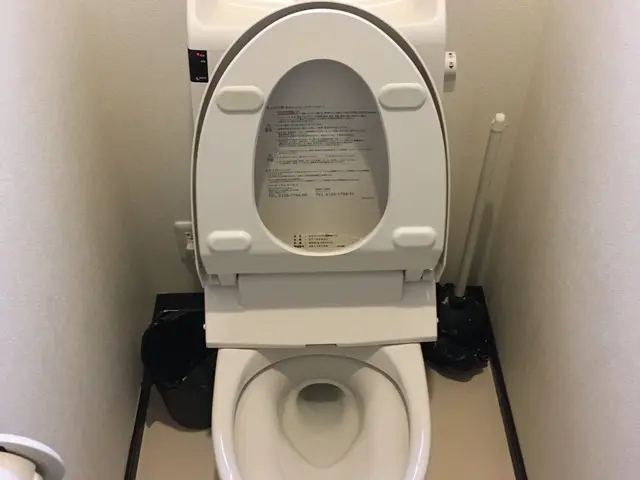 【丁寧な作業をお約束】匂いの基、尿石を完全除去で嫌な臭いをシャットアウトします！サービスの画像