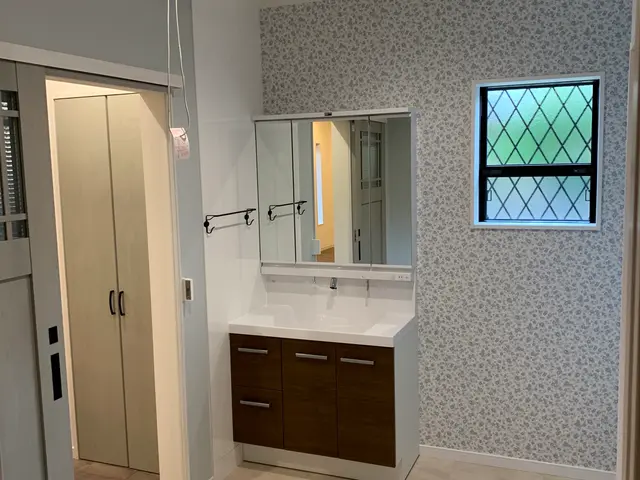 【安心実績33年】夫婦二人三脚で丁寧な施工！営業時間外も相談可◎サービスの画像