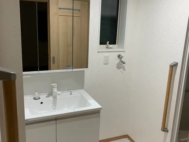 【安心実績33年】夫婦二人三脚で丁寧な施工！営業時間外も相談可◎サービスの画像