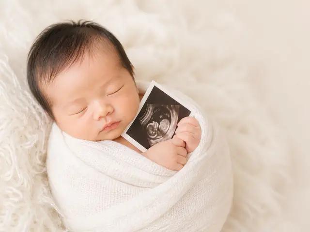 広島｜ニューボーンフォト/元産婦人科看護師カメラマンが安心安全に撮影。