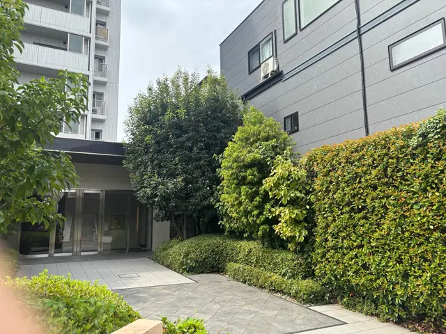 自社スタッフによる安心の植栽管理で、お庭をすっきり美しく変身サービスの画像