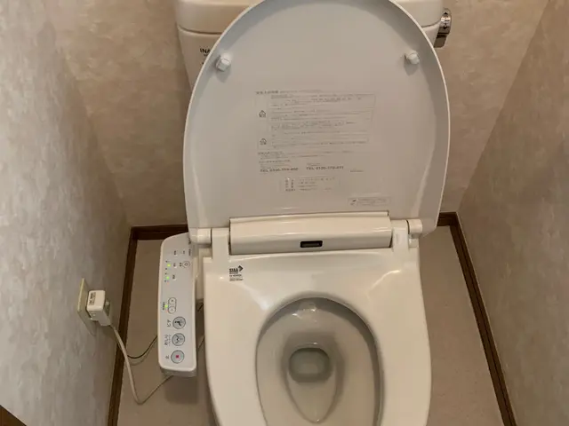 トイレ交換、他のメーカー、機種などもあります！条件に応じ提案致します！カードOKサービスの画像