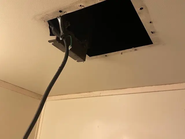 日野です。女性の方のみ日野指名可能です。リセット、大掃除でまとめてお任せくださいサービスの画像