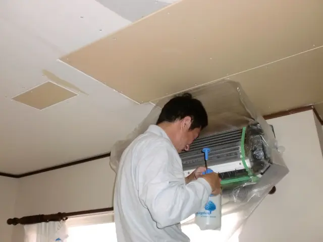 カビ・細菌・ウイルスの除菌と長期抗菌コーティングのエアコン清掃サービスの画像