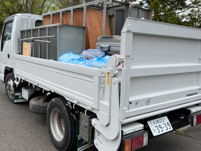 2トントラックに積めるだけ積み放題！！サービスの画像