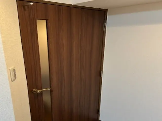 新しいドアをお作りします｜室内ドア新調｜年間ドア100枚交換サービスの画像