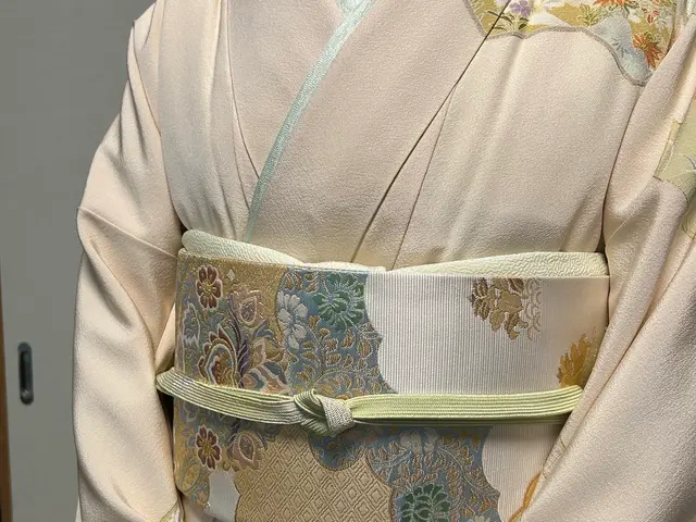 美しいシルエットでストレスフリーな着付けいたします！