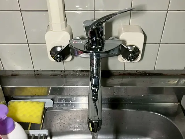 水栓蛇口交換しますサービスの画像