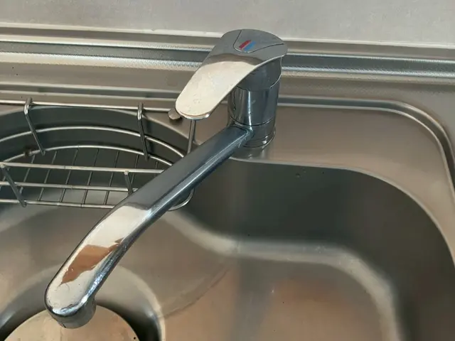 水栓蛇口交換しますサービスの画像