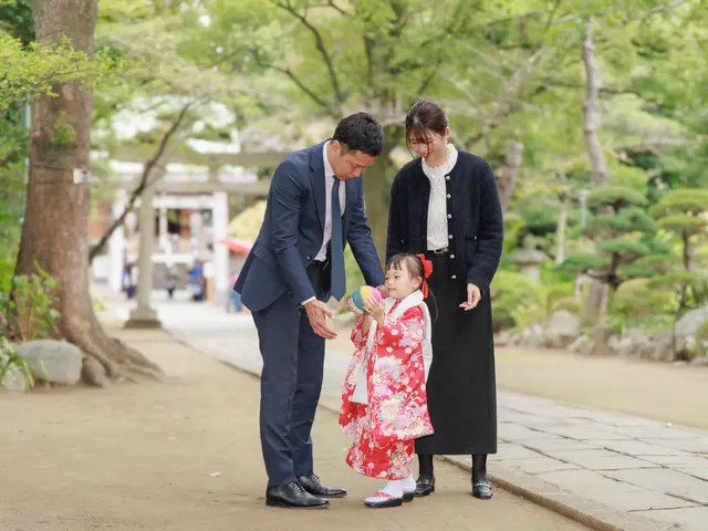 【和傘等貸出:無料】女性カメラマンだから安心！自然な笑顔を残す七五三撮影サービスの画像