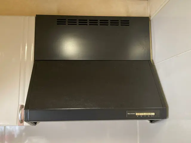 福岡市【キッチン・ブーツ型換気扇の取替え】処分込み！◎PayPayもOK!!サービスの画像