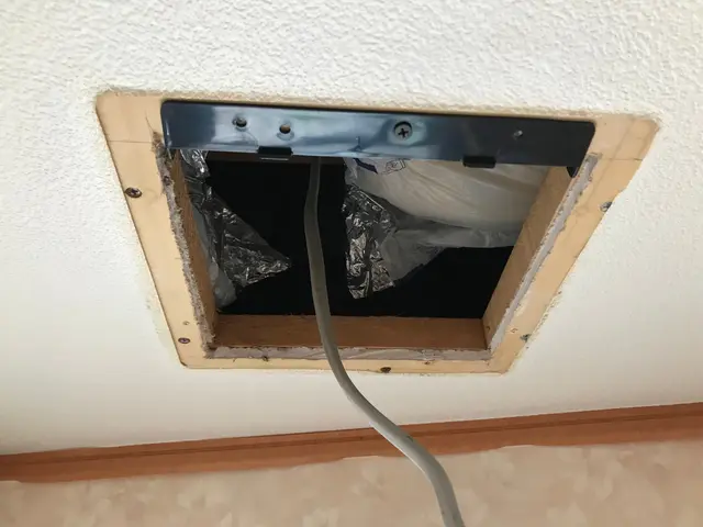 通常換気扇や暖房換気扇などは取付ける知識が必要になります。サービスの画像