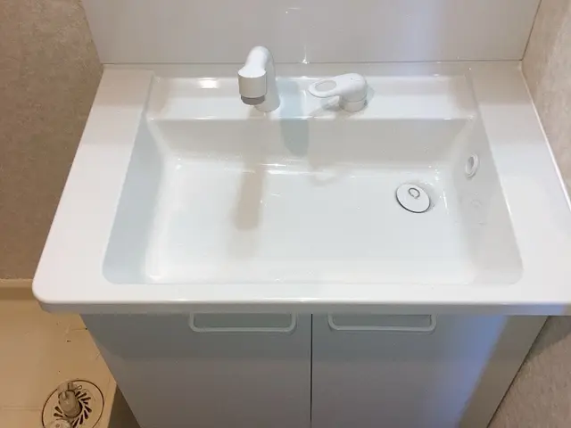 洗面ボウルのヒビ・割れ修理、交換お任せ下さい！火災保険申請サポートも対応！サービスの画像