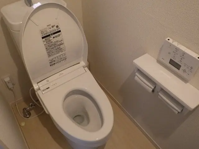温水洗浄便座の取付＆取り外し！トイレに関することはお任せください！サービスの画像