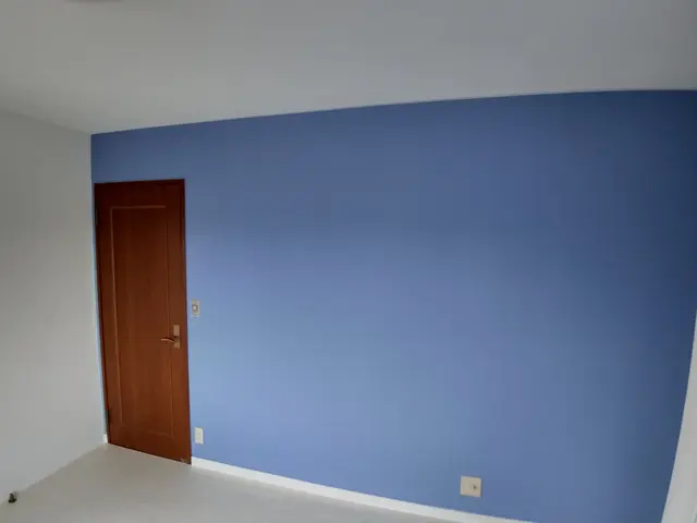 壁紙の上から漆喰や珪藻土　塗装も出来て水性環境型でお住まい中でも大丈夫ですサービスの画像