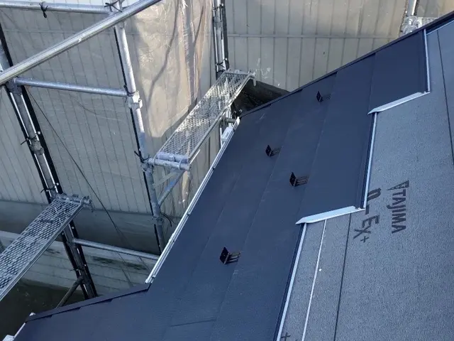 【10年以上の経験と500件以上の実績！お客様の屋根修理を全力サポート！】サービスの画像