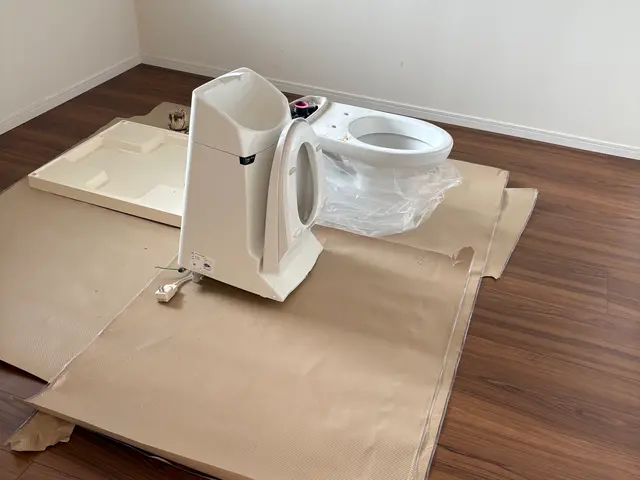 トイレ交換はお任せください。水道工事30年の実績、安心の施工保証あります。サービスの画像