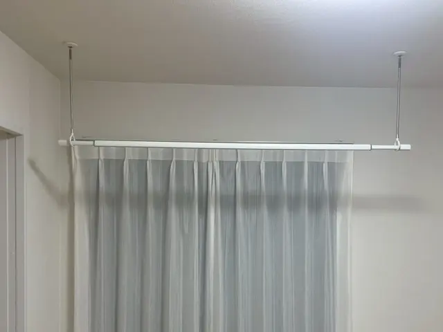 ホスクリーン　室内物干し取付工事サービスの画像