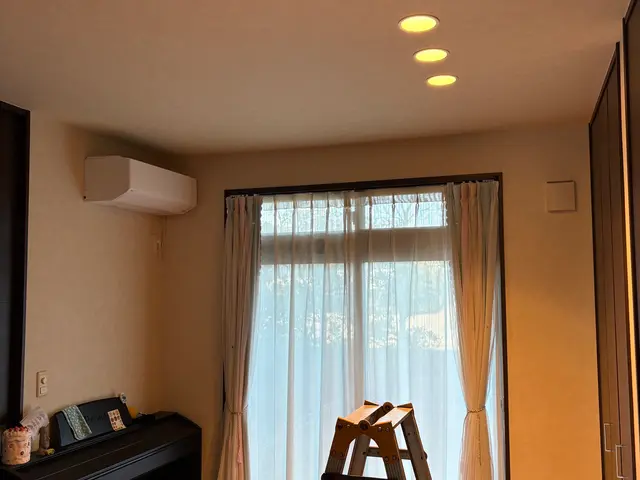 ダウンライト、シーリングライト取り付け修理サービスの画像