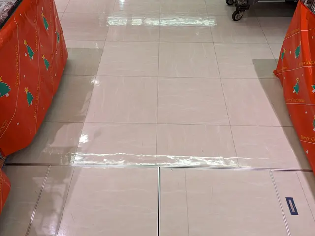 店舗、事務所、定期清掃24時間随時受付け中！現在月間560店舗定期清掃実績継続サービスの画像