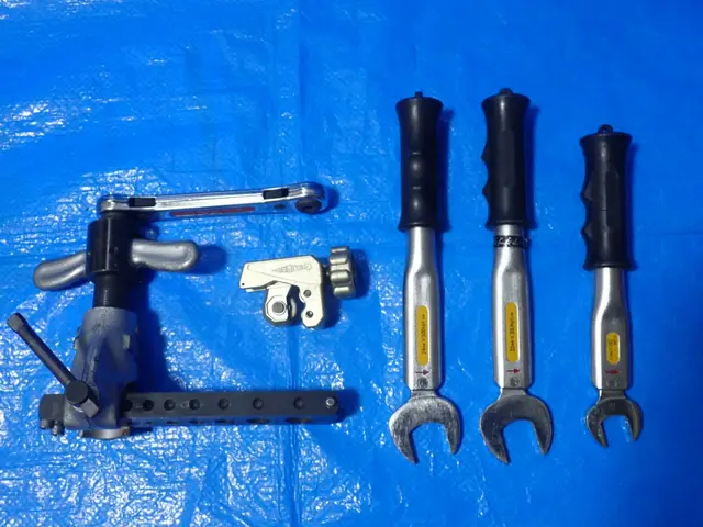 作業外注一切なし◎駐車場代は当店が負担！アフターケアーも万全！サービスの画像