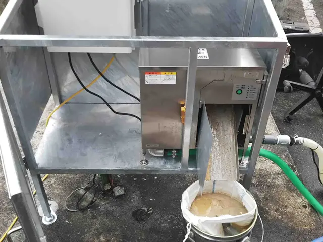 【定期契約で２回目半額】グリストラップ清掃専門店！【全額返金保証】サービスの画像