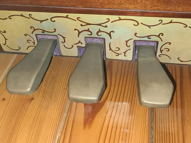 心に響く音色、業界歴30年以上の確かな技術で引きやすいピアノへサービスの画像