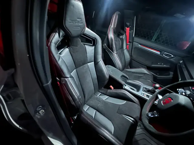 大手経験者が作業外注一切なしで完全自社対応！お客様第一の接客でお困りごとを解決サービスの画像