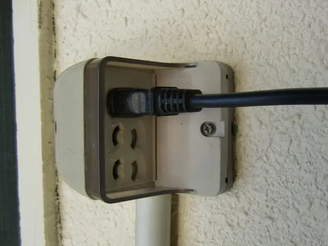 ＜土日祝も優先対応◎女性スタッフ同行可＞業界40年のベテラン電気工事士がお伺い！サービスの画像